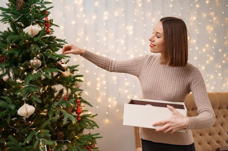 Unveiling the Best Artificial Christmas Trees to Brighten Up Your Home This Holiday Season